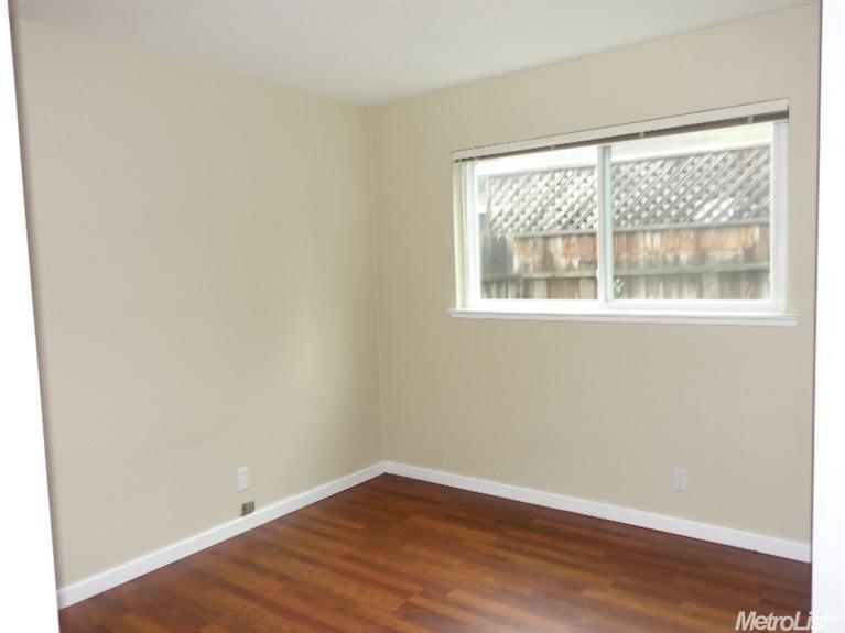 4753 Rustic Rd, Fair Oaks, CA 95628 photo 9
