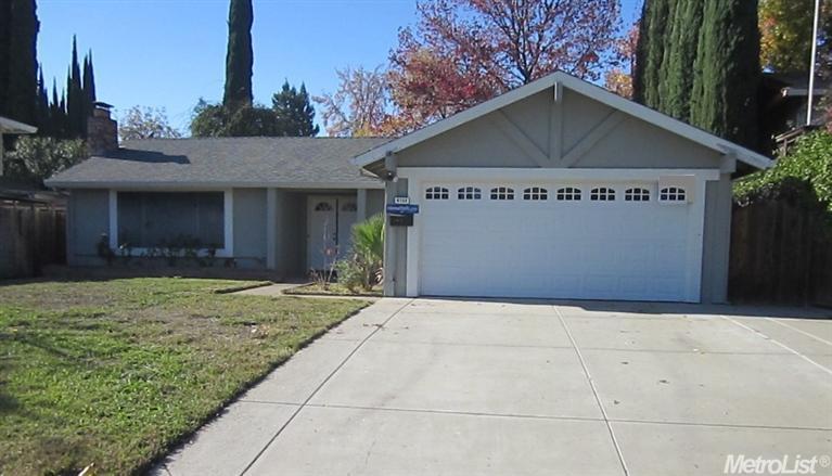 4753 Rustic Rd, Fair Oaks, CA 95628 photo 1
