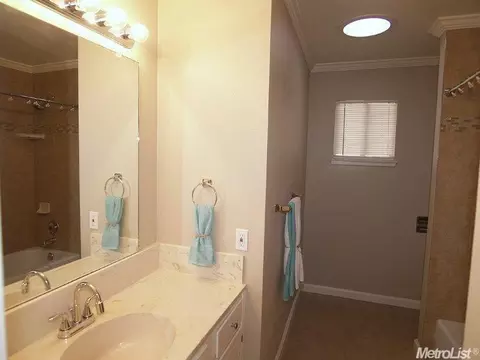 2325 Coston Ave, Modesto, CA 95350 photo 9