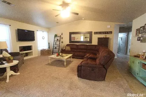 2636 Riverbend Dr, Modesto, CA 95351 photo 4