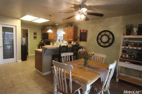 2636 Riverbend Dr, Modesto, CA 95351 photo 5