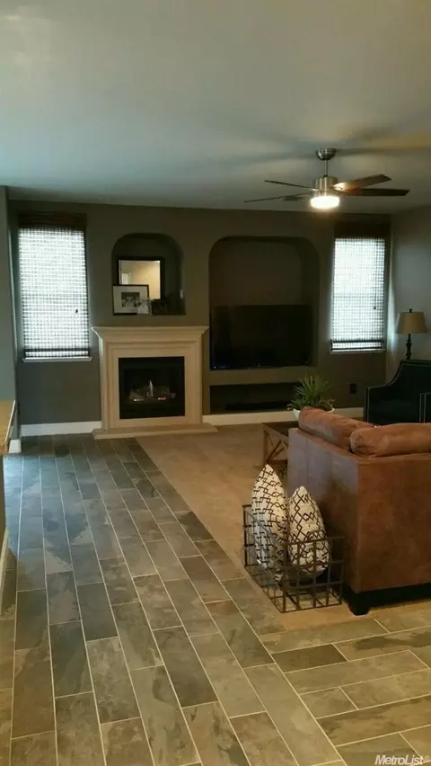 63 Nostalgia, Patterson, CA 95363 photo 5