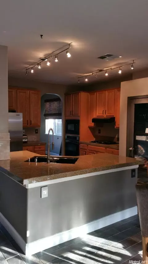 63 Nostalgia, Patterson, CA 95363 photo 3