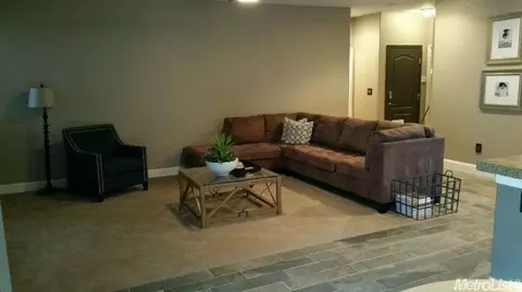63 Nostalgia, Patterson, CA 95363 photo 6