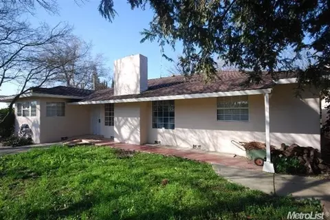 1449 Clinton Rd, Hughson, CA 95326 photo 1