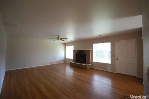 1449 Clinton Rd, Hughson, CA 95326 photo 3