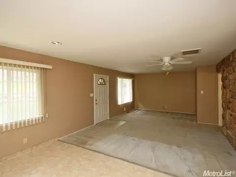 3246 Shurwin Ln, Carmichael, CA 95608 photo 6