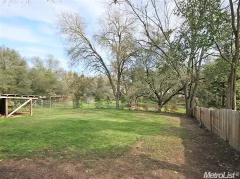 3246 Shurwin Ln, Carmichael, CA 95608 photo 2