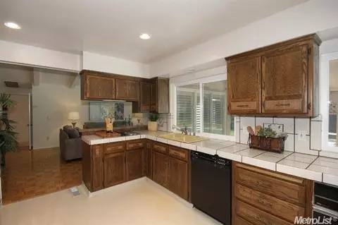 4710 Chancery Way, Carmichael, CA 95608 photo 13