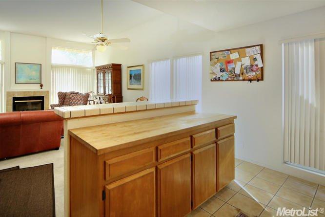 860 Donovan Ct, Davis, CA 95618 photo 10