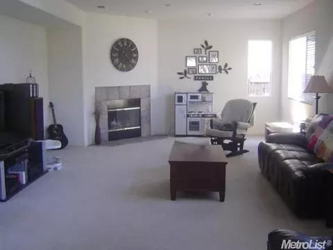 1187 Solomon Ct, Tracy, CA 95377 photo 7