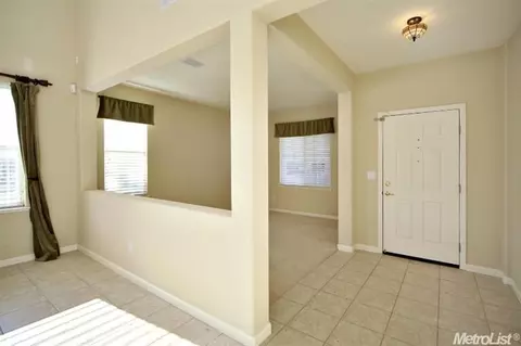 2604 Hartley St, Davis, CA 95618 photo 6