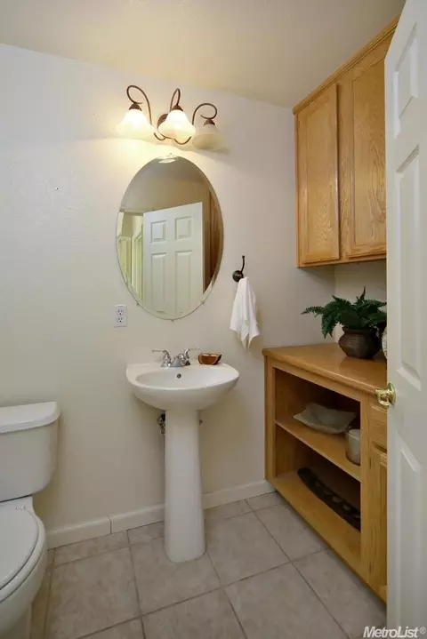 2604 Hartley St, Davis, CA 95618 photo 19