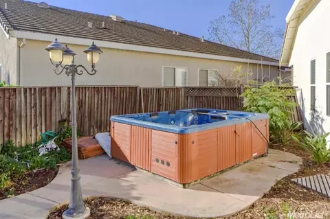 2604 Hartley St, Davis, CA 95618 photo 2