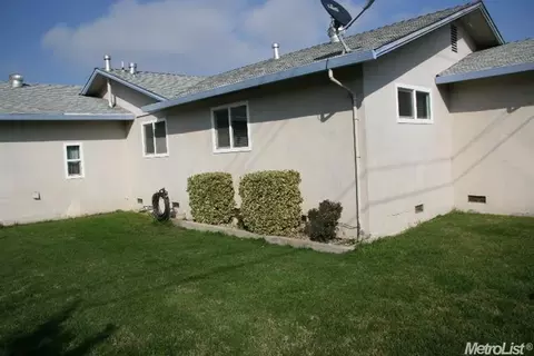 320 Daisy Ave, Lodi, CA 95240 photo 23