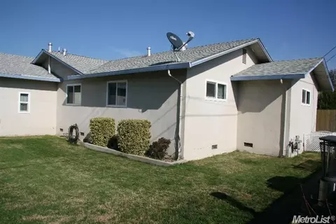 320 Daisy Ave, Lodi, CA 95240 photo 22