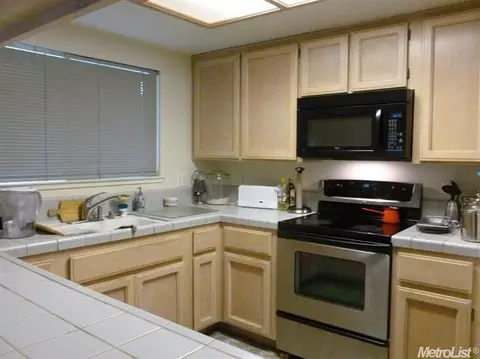 5215 Janell Way, Carmichael, CA 95608 photo 3