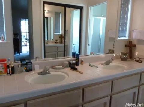 5215 Janell Way, Carmichael, CA 95608 photo 8
