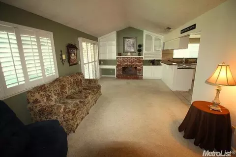 1225 Georgetown Ave, Turlock, CA 95382 photo 2