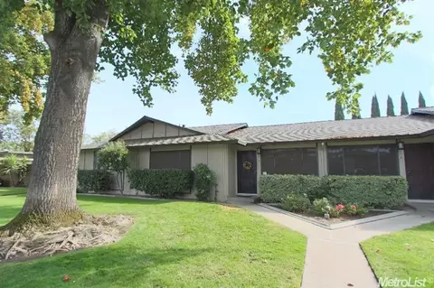 215 Floyd Ave #2, Modesto, CA 95350 photo 1