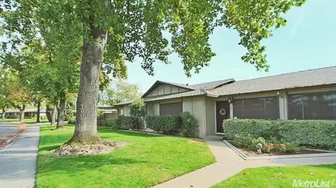 215 Floyd Ave #2, Modesto, CA 95350 photo 2
