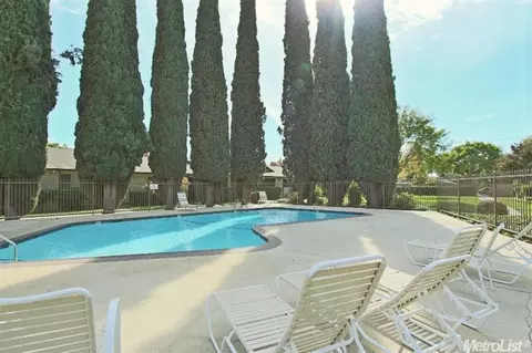 215 Floyd Ave #2, Modesto, CA 95350 photo 3