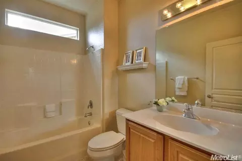 2450 Longspur Loop, Lincoln, CA 95648 photo 10