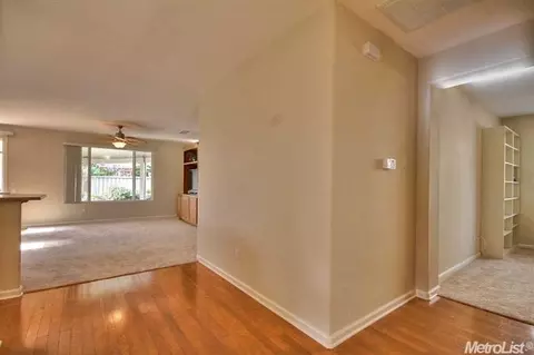 2450 Longspur Loop, Lincoln, CA 95648 photo 12