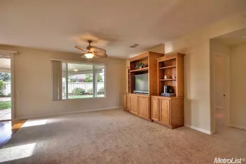 2450 Longspur Loop, Lincoln, CA 95648 photo 14