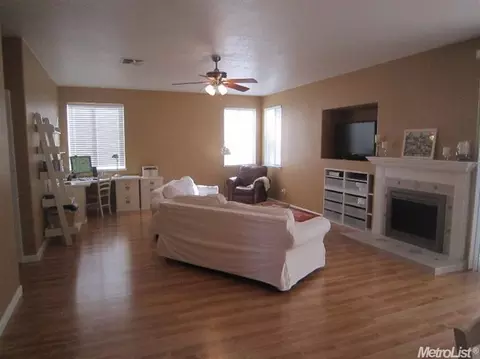 4209 Heritage Ct, Modesto, CA 95356 photo 6