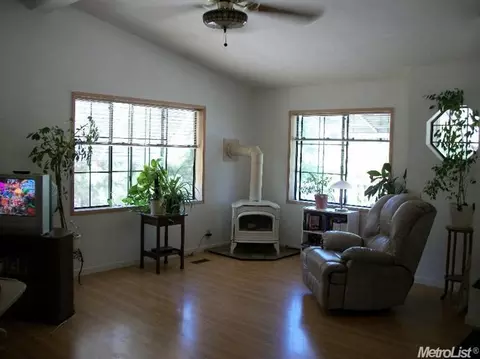 955 Sawmill Rd, Colfax, CA 95713 photo 2