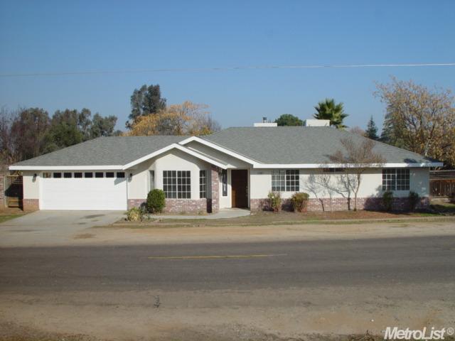17801 E Brook Dr, Madera, CA 93638 photo 1