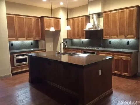 3113 Hashem Dr, Modesto, CA 95355 photo 4