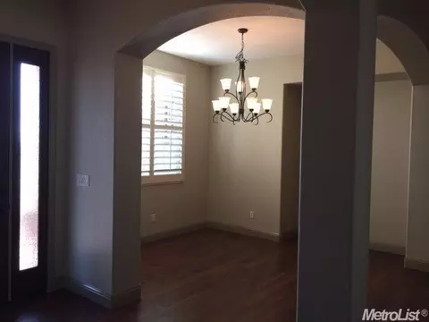 3113 Hashem Dr, Modesto, CA 95355 photo 9