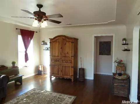 333 Watson, Lodi, CA 95240 photo 3