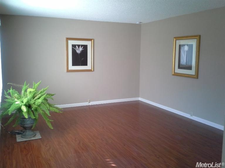1557 Drake Dr, Davis, CA 95616 photo 9