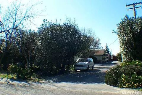 1901 Lester Rd, Turlock, CA 95382 photo 1