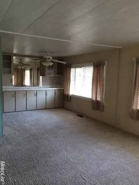 325 Lee Ave, Turlock, CA 95380 photo 5