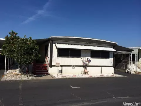 325 Lee Ave, Turlock, CA 95380 photo 1