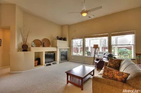 2824 Springfield Dr, Rocklin, CA 95765 photo 9