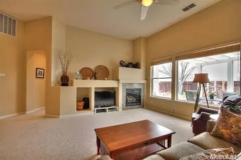 2824 Springfield Dr, Rocklin, CA 95765 photo 8