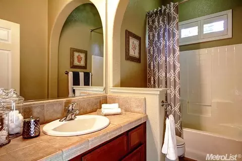 3313 Edgeview Dr, Modesto, CA 95355 photo 24