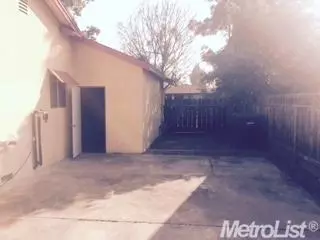 1809 Glouster Way, Modesto, CA 95350 photo 9