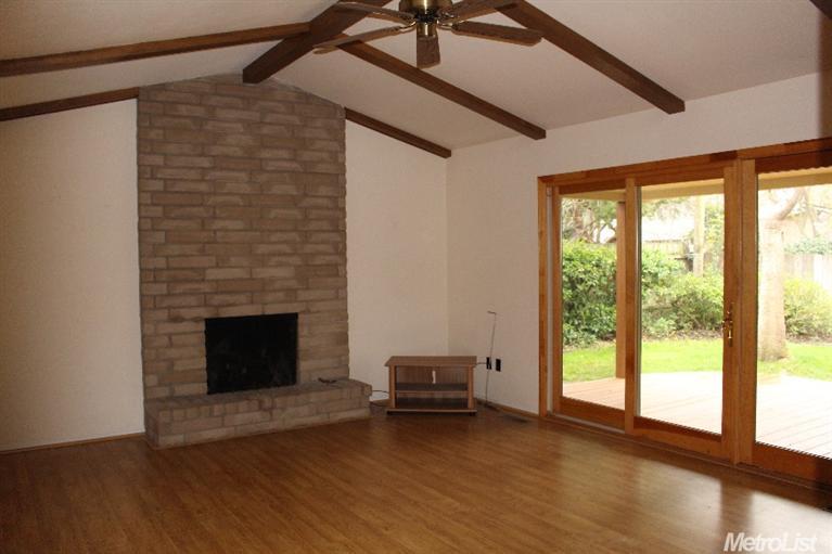 2050 Edgewood Dr, Lodi, CA 95242 photo 8