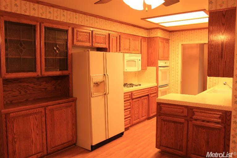 2050 Edgewood Dr, Lodi, CA 95242 photo 7