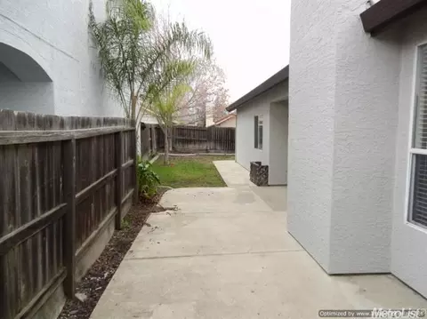 106 Grantham Ct, Folsom, CA 95630 photo 21