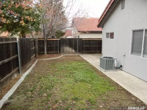 106 Grantham Ct, Folsom, CA 95630 photo 23