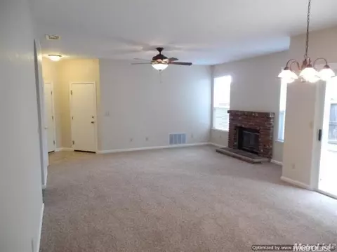 106 Grantham Ct, Folsom, CA 95630 photo 5