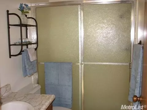 647 Cleveland St, Davis, CA 95616 photo 9