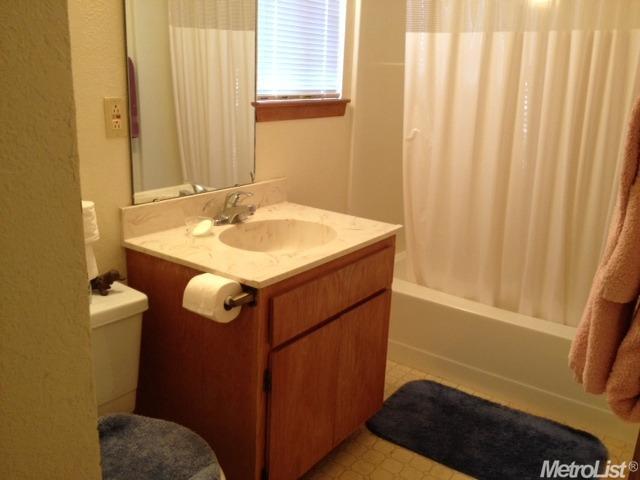 4893 Pueblo Trl, Copperopolis, CA 95228 photo 13